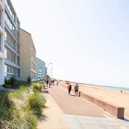 Les Vagues Lägenhet Courseulles-sur-Mer Exteriör bild